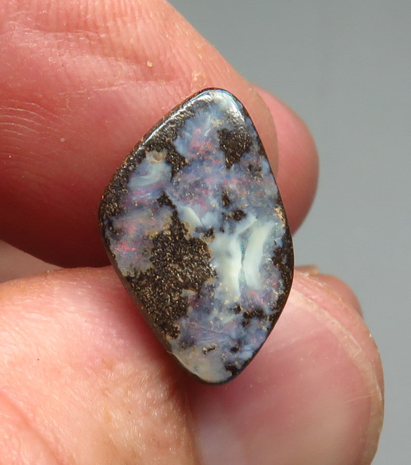 Australian Queensland Boulder opal Polished Gemstone 4.70cts From Winton with bits of colour 17x11x3mm BFO41